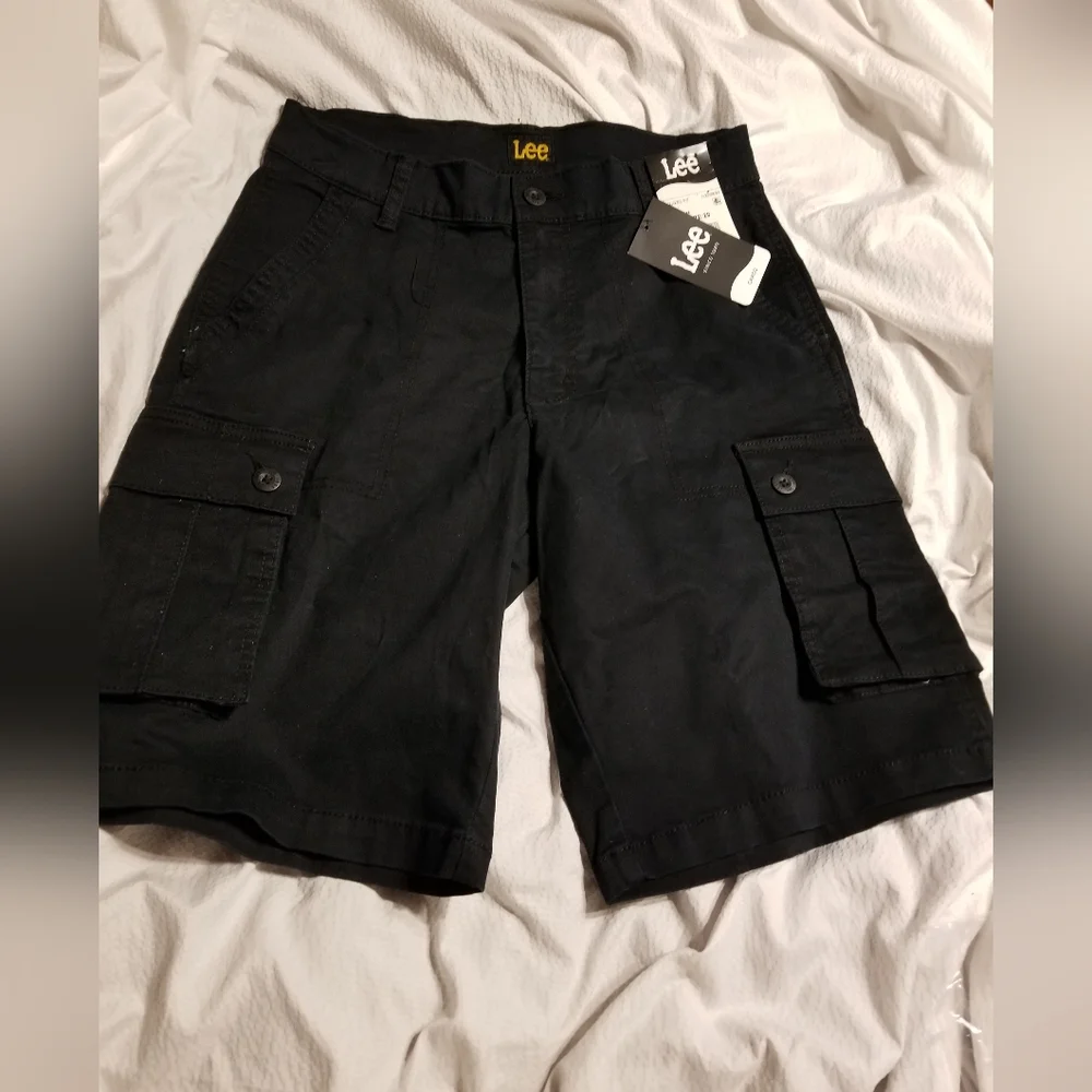 NWT BLACK CARGO LEE RELAXED FIT SIZE 29